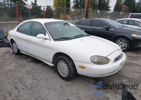 1998 Mercury Sable Gs/Ls from USA, damaged, VIN 1MEFM50U8WG638543